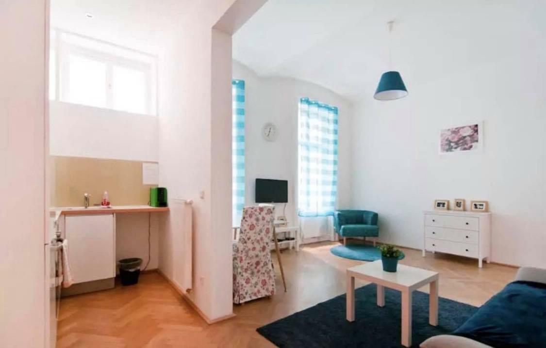 Marvelous Midtown Apartment Wien Exterior foto